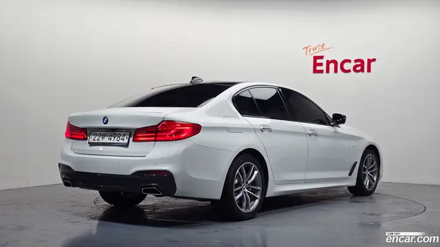 Main__Slider__Photo:5-Series BMW 2017.7-1