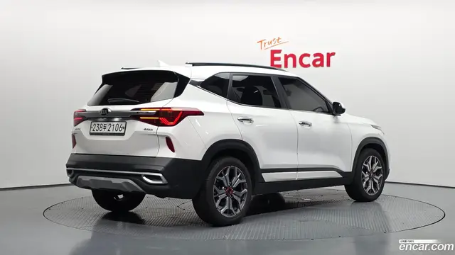 Main__Slider__Photo:Seltos Kia 2019.9-1