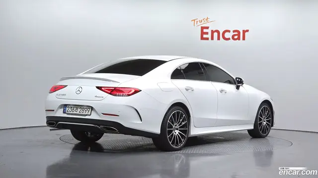 Main__Slider__Photo:CLS-Class Mercedes-Benz 2021.4-1