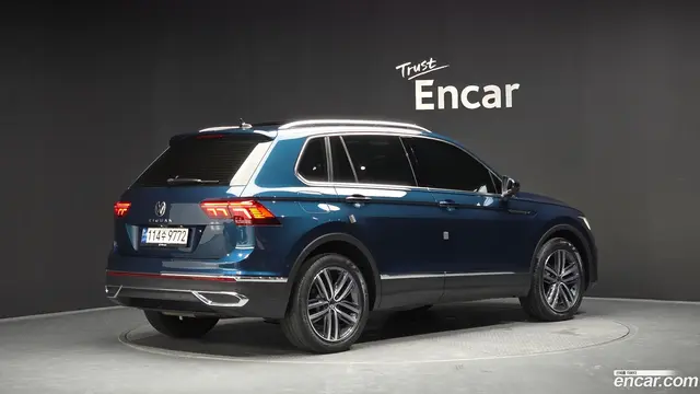 Main__Slider__Photo:Tiguan Volkswagen 2023.4-1