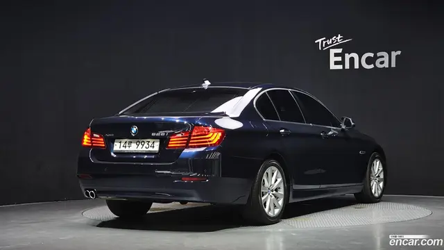 Main__Slider__Photo:5-Series BMW 2015.5-1