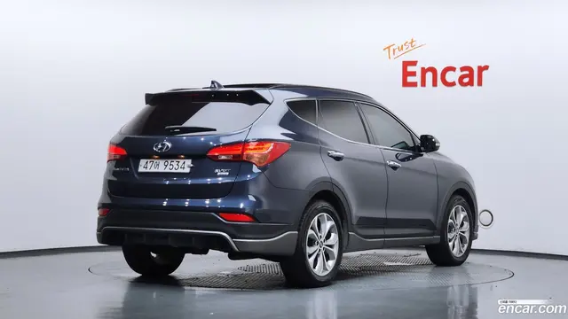 Main__Slider__Photo:Santafe Hyundai 2015.0-1
