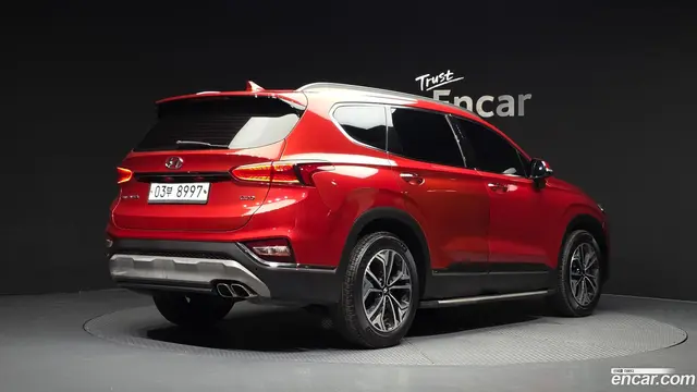 Main__Slider__Photo:Santafe Hyundai 2018.8-1