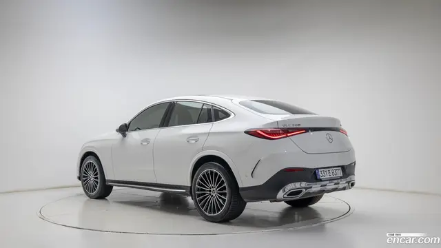Main__Slider__Photo:GLC-Class Mercedes-Benz 2025.0-1