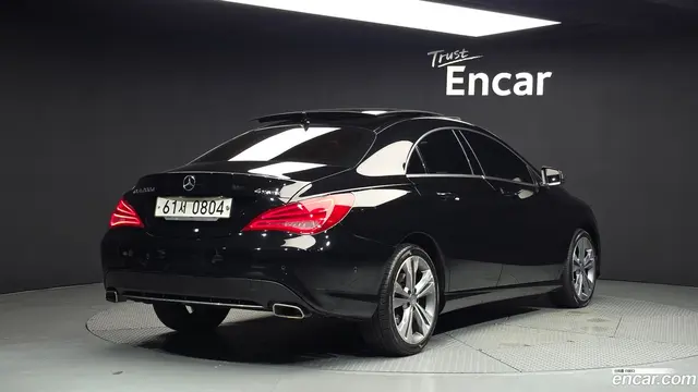 Main__Slider__Photo:CLA-Class Mercedes-Benz 2016.6-1