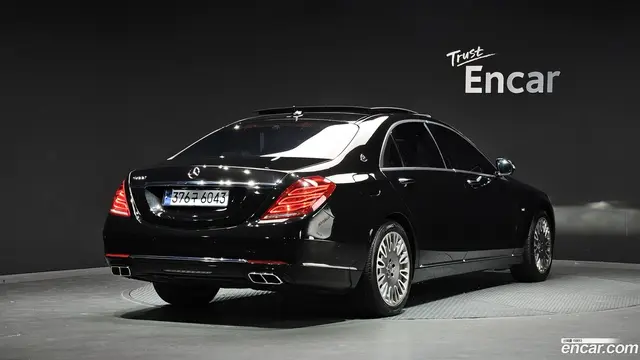 Main__Slider__Photo:S-Class Mercedes-Benz 2015.11-1