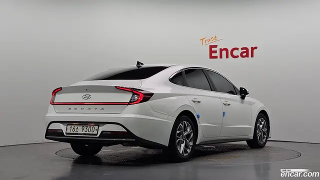 Main__Slider__Photo:Sonata Hyundai 2019.3-1