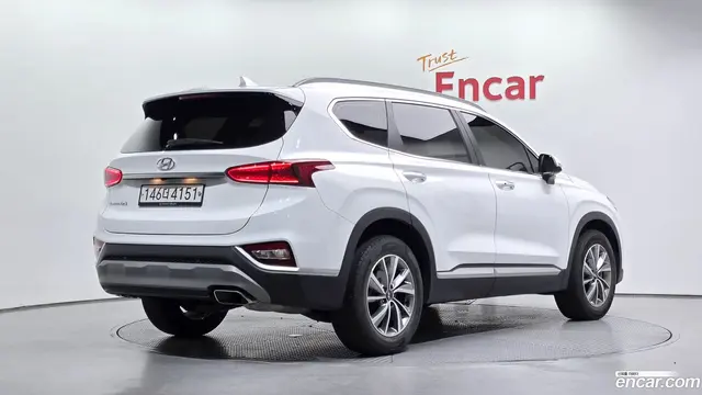 Main__Slider__Photo:Santafe Hyundai 2020.0-1