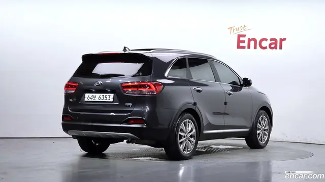 Main__Slider__Photo:Sorento Kia 2015.0-1