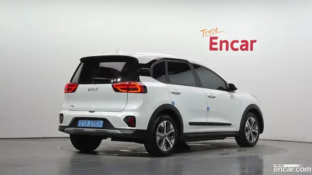 Main__Slider__Photo:Niro Kia 2023.6-1