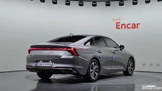 Main__Slider__Photo:K8 Kia 2021.10-1