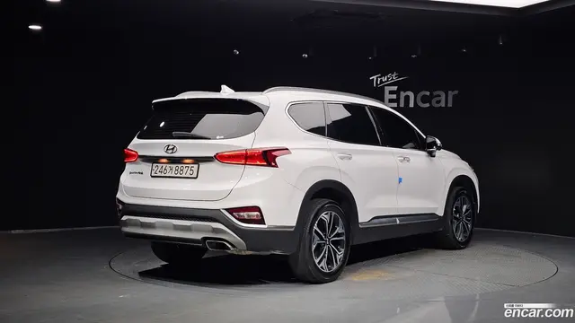 Main__Slider__Photo:Santafe Hyundai 2019.10-1