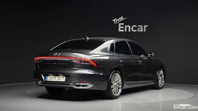 Main__Slider__Photo:Grandeur Hyundai 2021.9-1