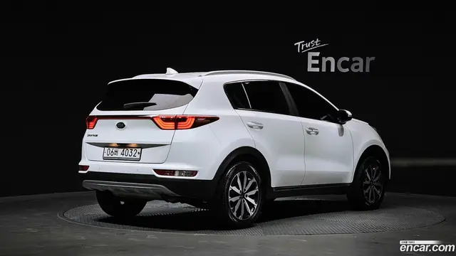 Main__Slider__Photo:Sportage Kia 2017.9-1