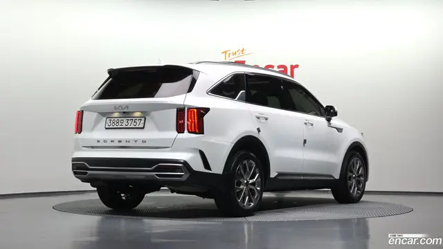 Main__Slider__Photo:Sorento Kia 2022.3-1