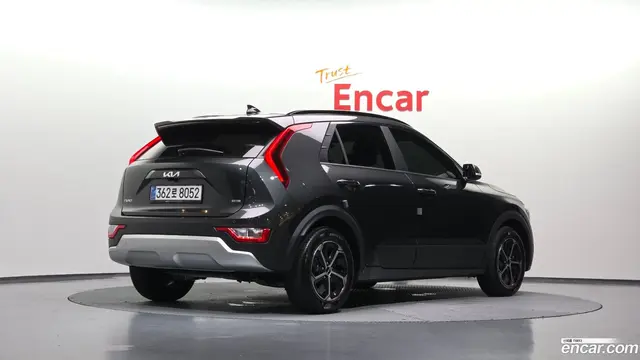 Main__Slider__Photo:Niro Kia 2025.9-1