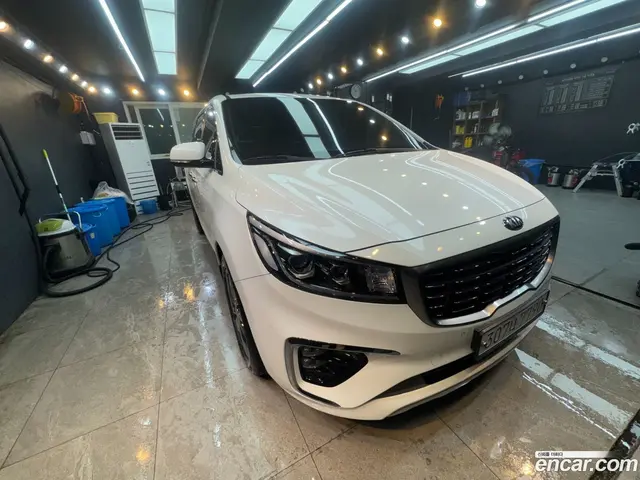 Main__Slider__Photo:Canival Kia 2020.5-1