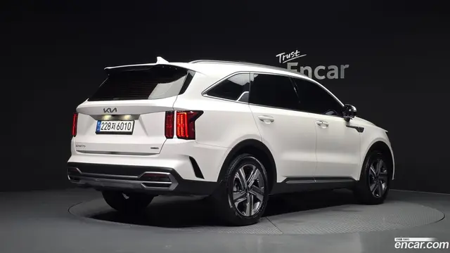Main__Slider__Photo:Sorento Kia 2022.11-1