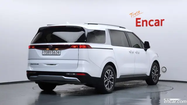Main__Slider__Photo:Canival Kia 2021.2-1