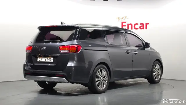 Main__Slider__Photo:Canival Kia 2016.1-1