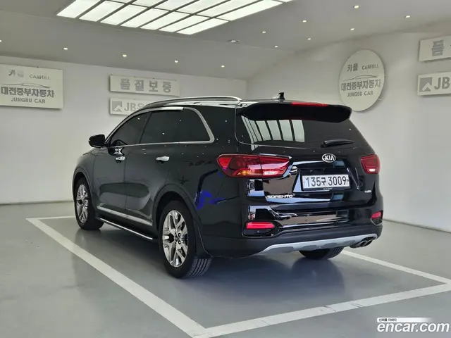 Main__Slider__Photo:Sorento Kia 2019.10-1
