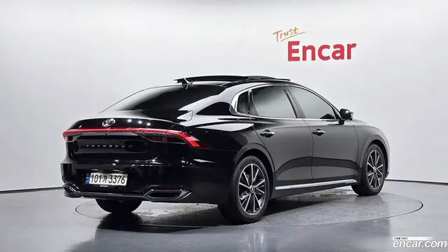 Main__Slider__Photo:Grandeur Hyundai 2020.8-1