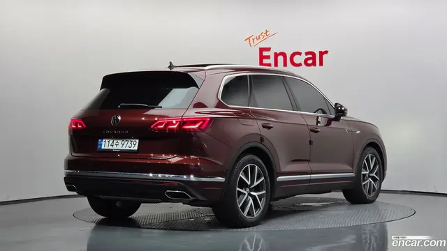 Main__Slider__Photo:Touareg Volkswagen 2023.4-1