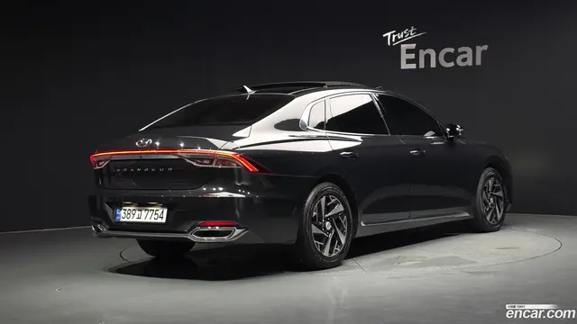 Main__Slider__Photo:Grandeur Hyundai 2022.2-1