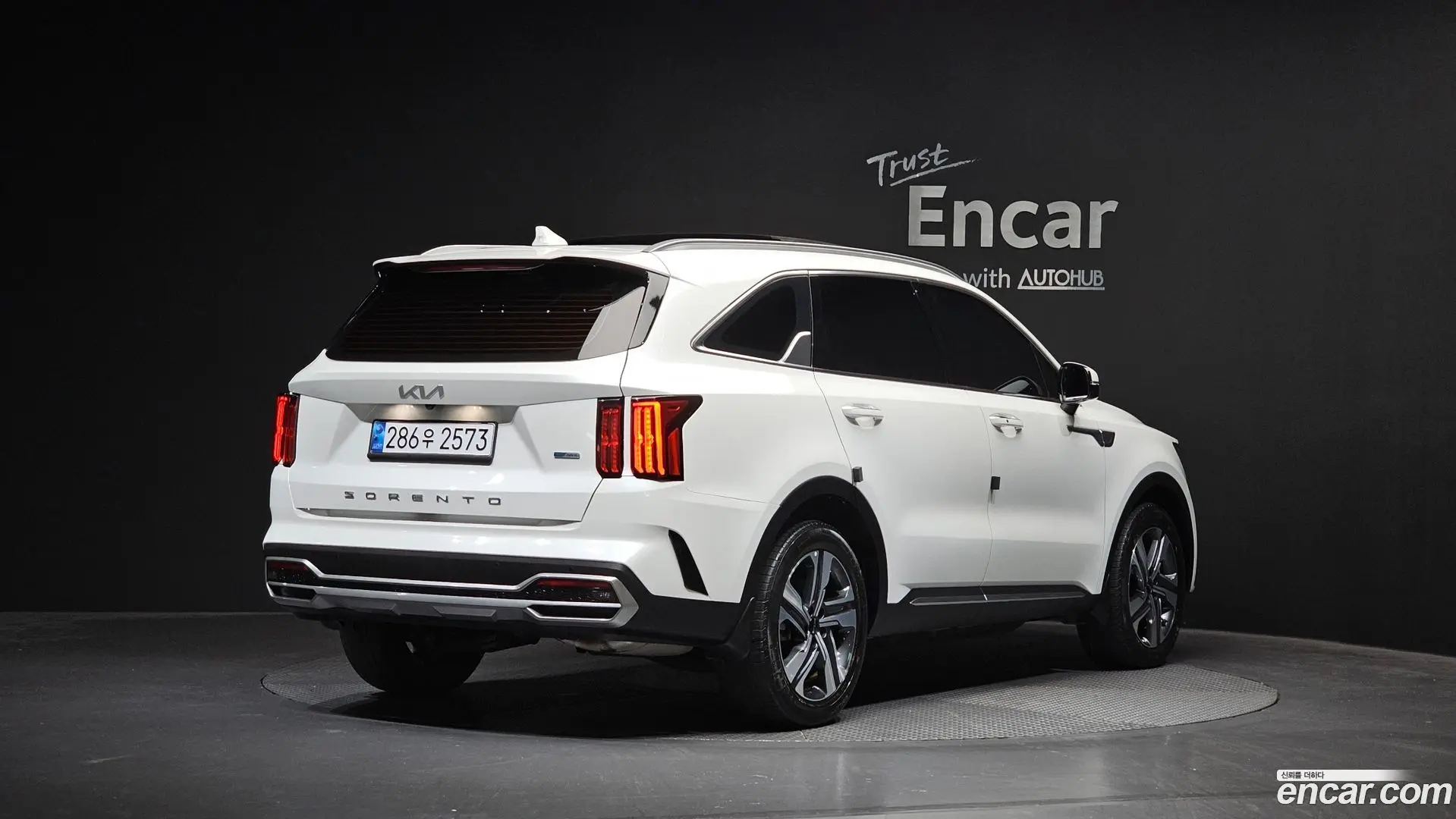 Main__Slider__Photo:Sorento Kia 2022.0-1