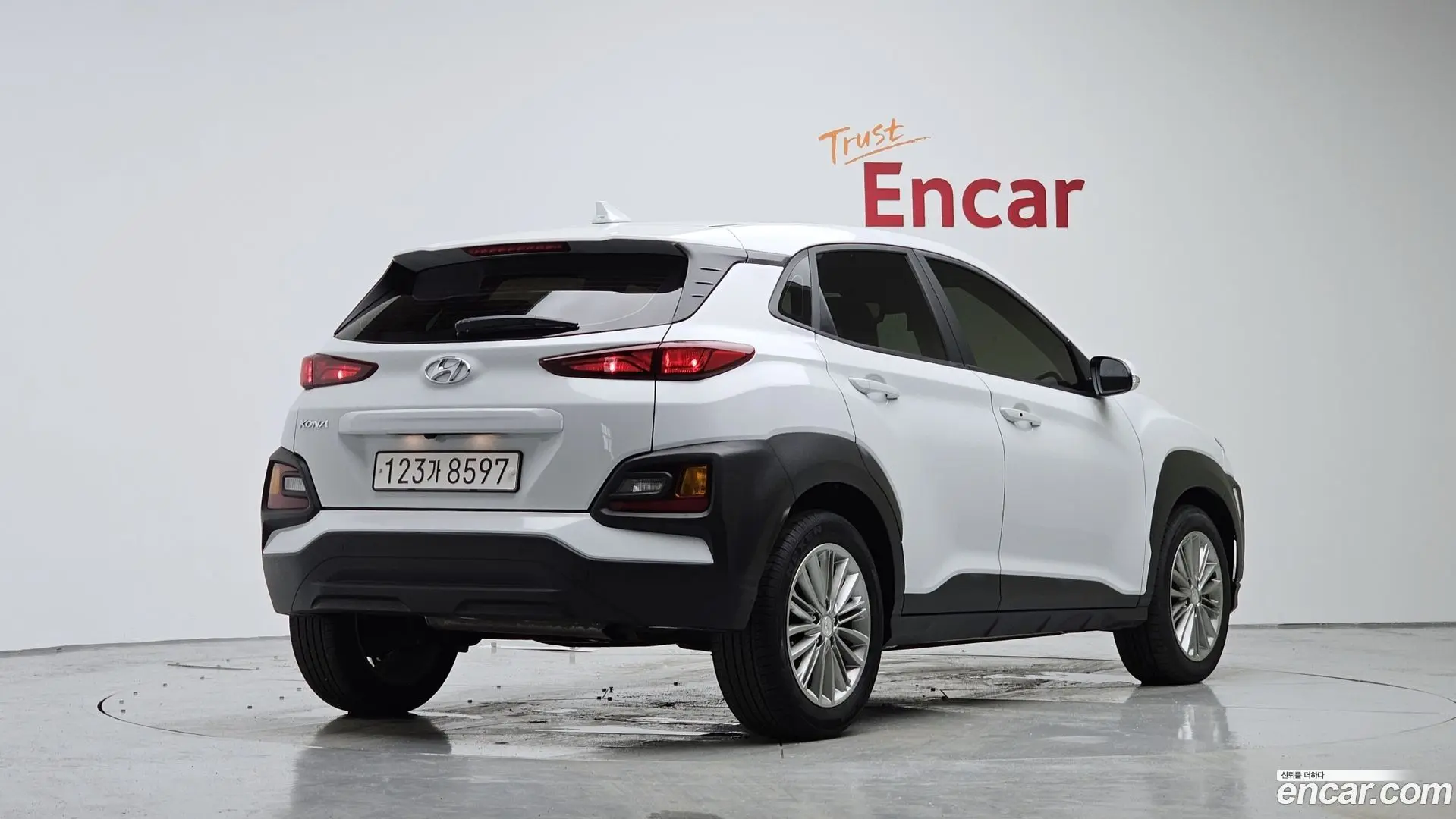 Main__Slider__Photo:Kona Hyundai 2020.3-1
