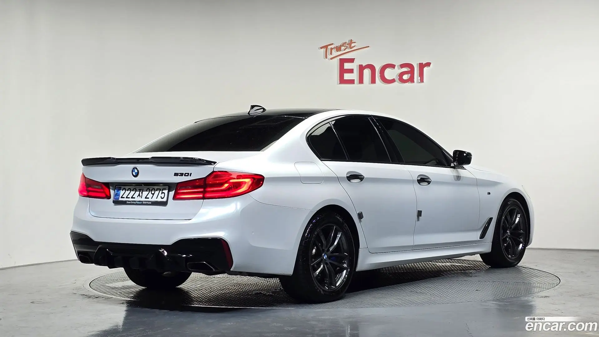 Main__Slider__Photo:5-Series BMW 2017.3-1