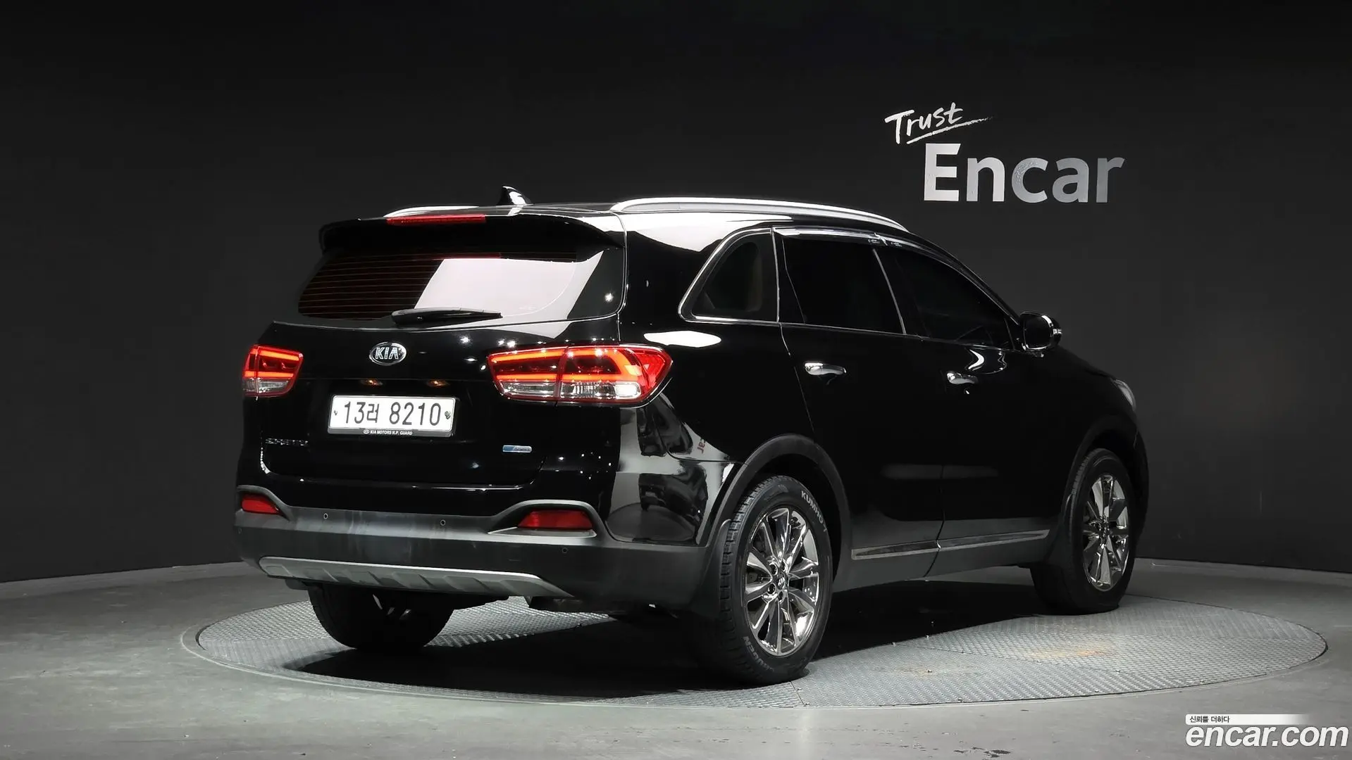 Main__Slider__Photo:Sorento Kia 2014.8-1
