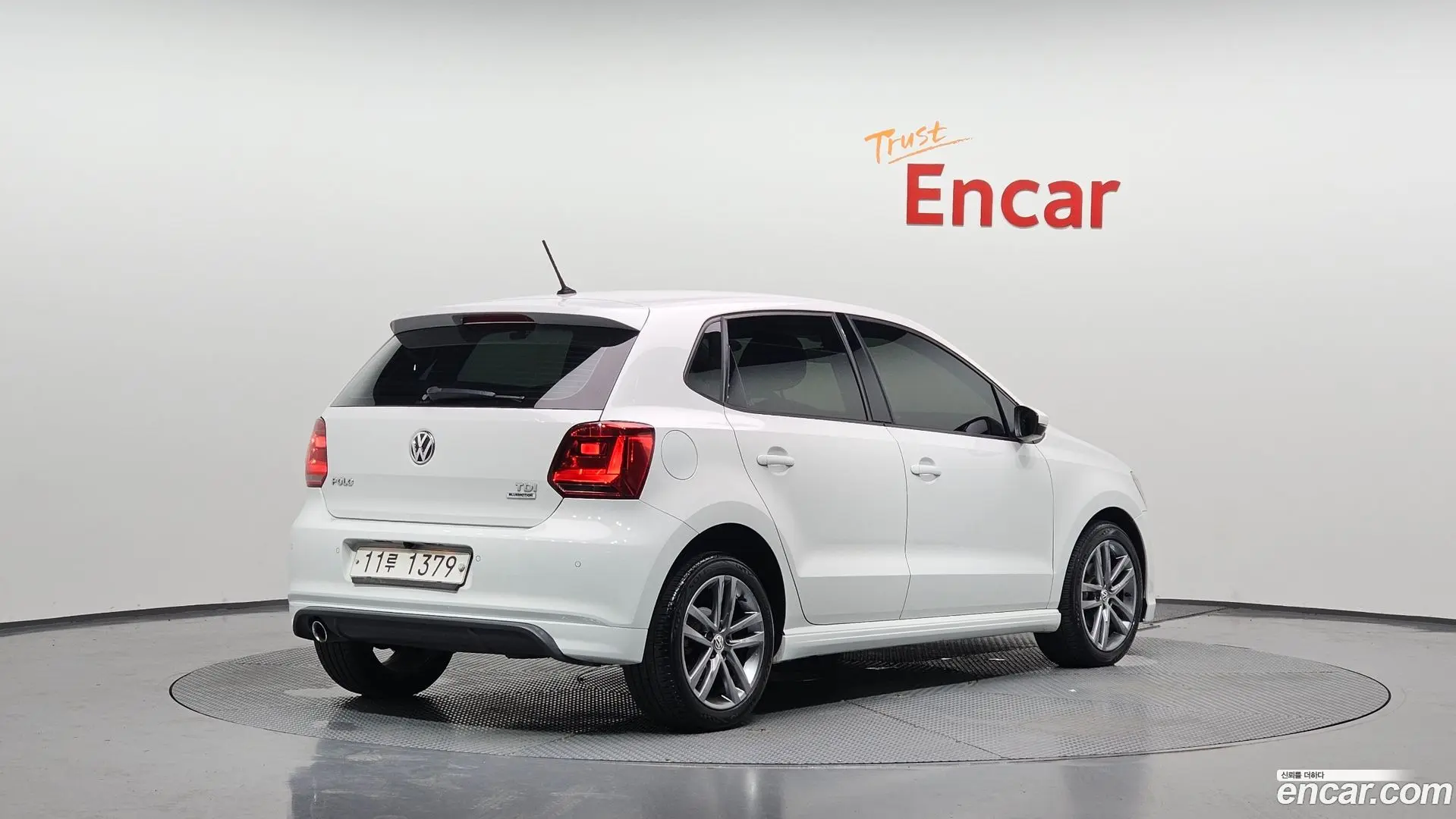 Main__Slider__Photo:Polo Volkswagen 2015.4-1