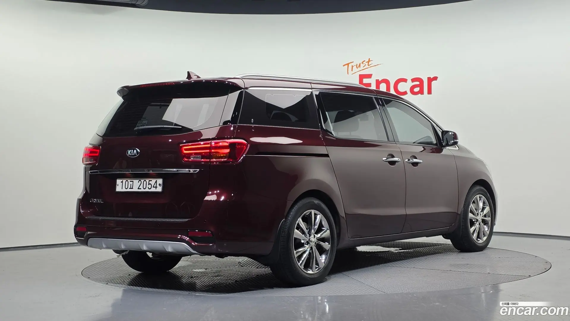Main__Slider__Photo:Canival Kia 2019.4-1