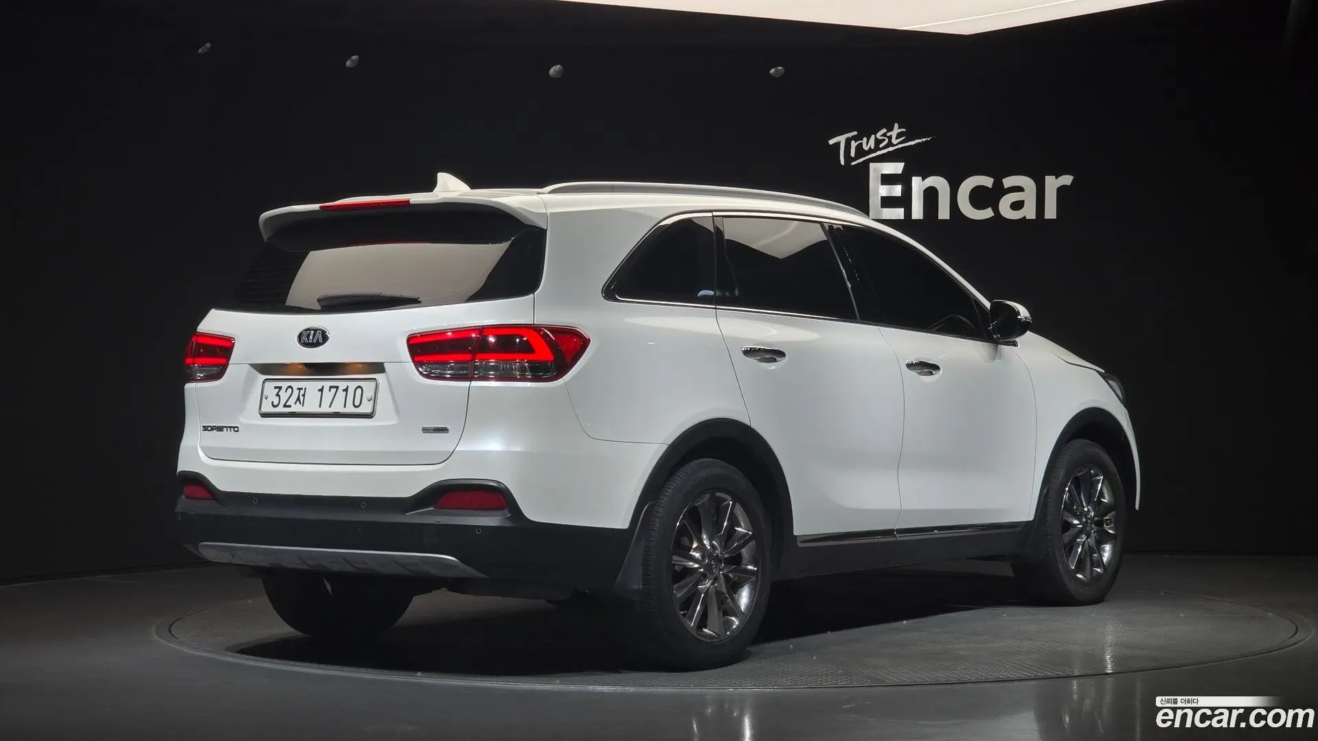 Main__Slider__Photo:Sorento Kia 2015.0-1