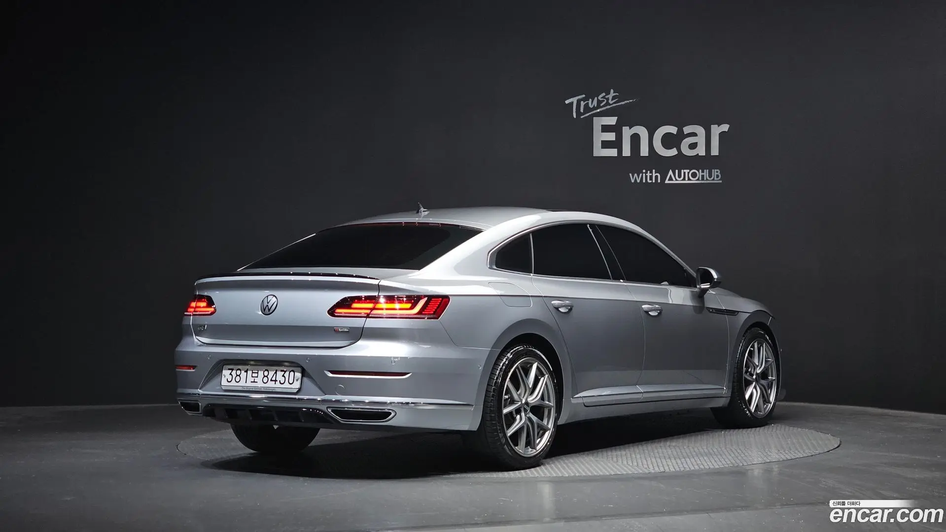 Main__Slider__Photo:Arteon Volkswagen 2019.11-1