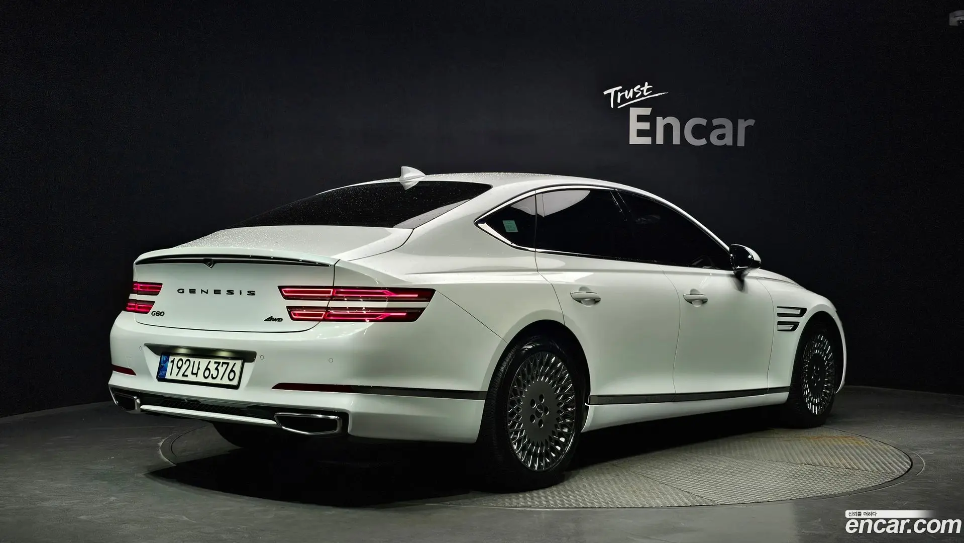 Main__Slider__Photo:G80 Genesis 2021.10-1