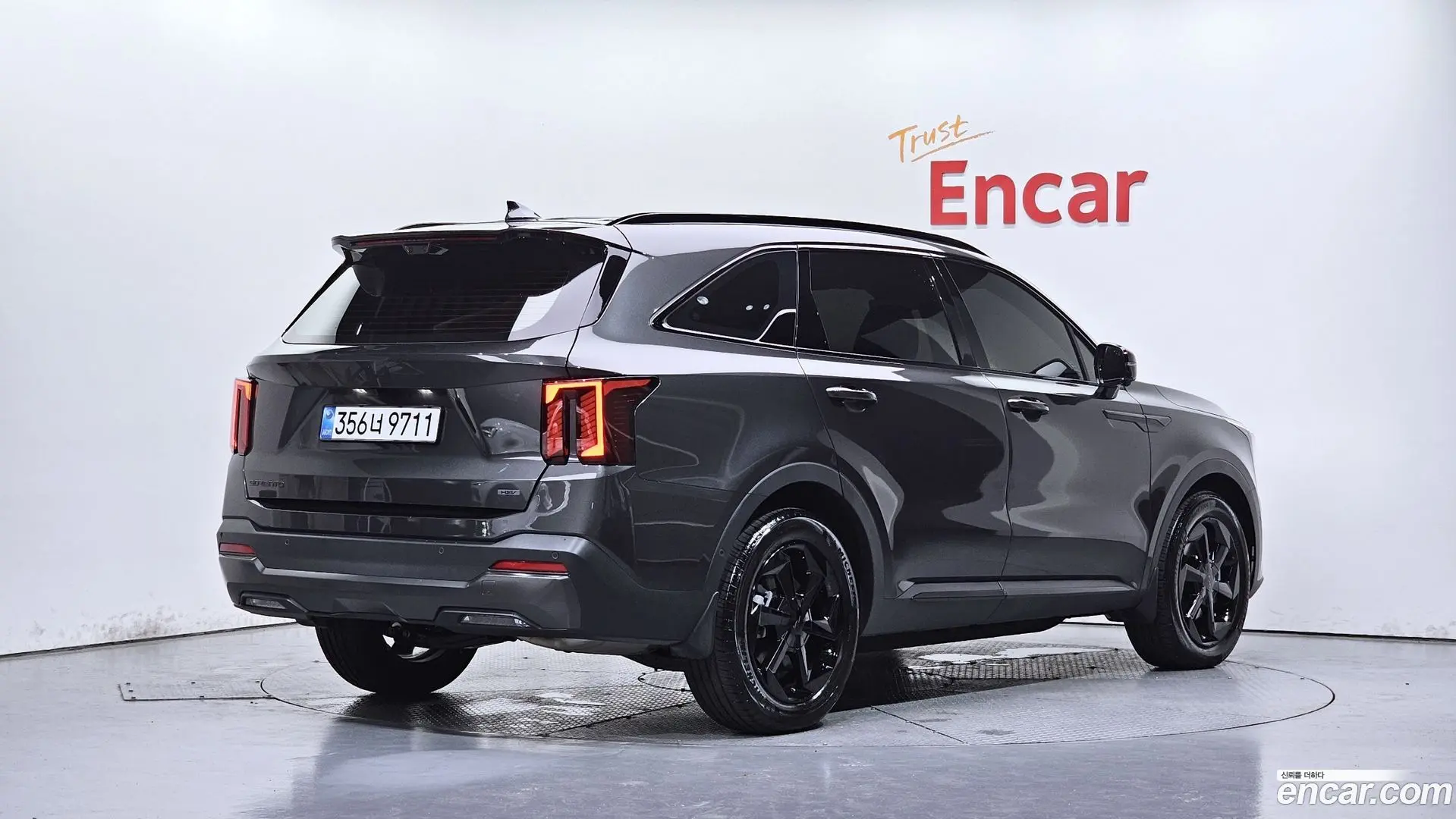 Main__Slider__Photo:Sorento Kia 2025.7-1