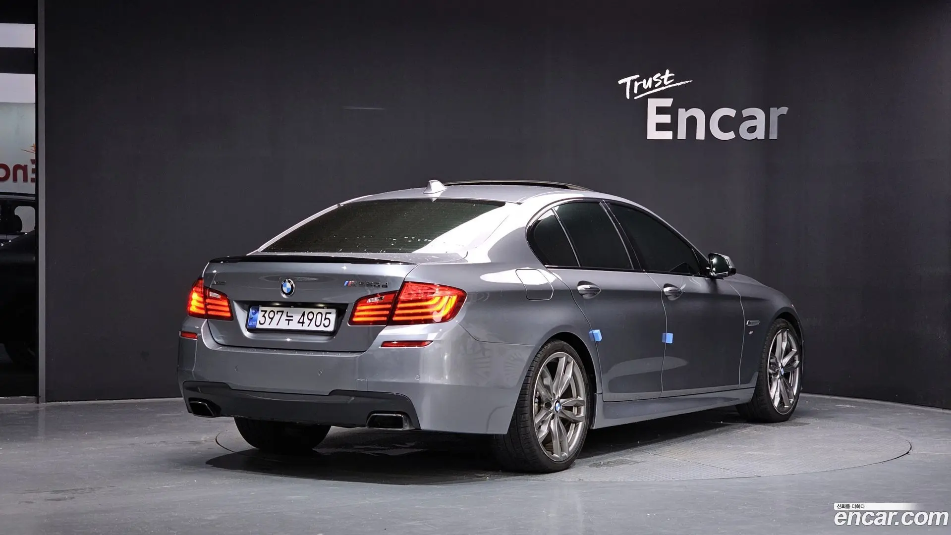 Main__Slider__Photo:5-Series BMW 2014.9-1