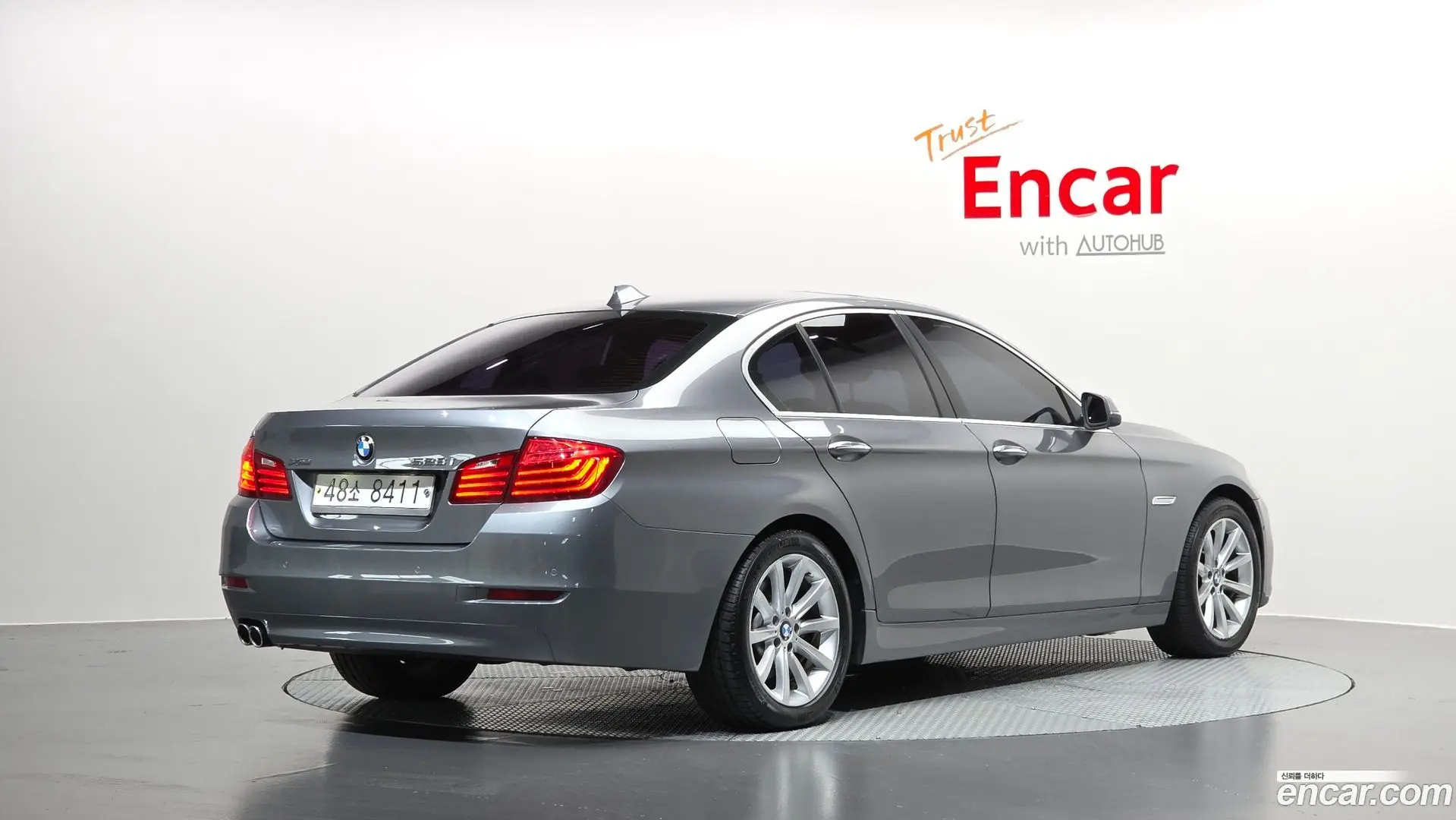 Main__Slider__Photo:5-Series BMW 2014.9-1