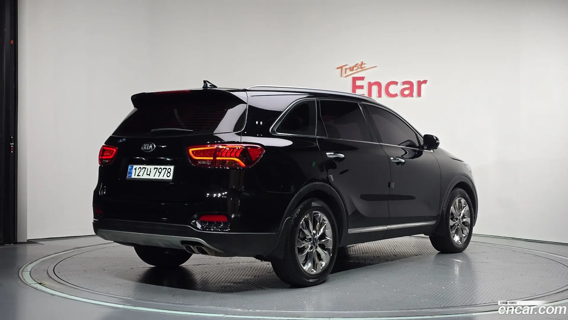 Main__Slider__Photo:Sorento Kia 2019.0-1