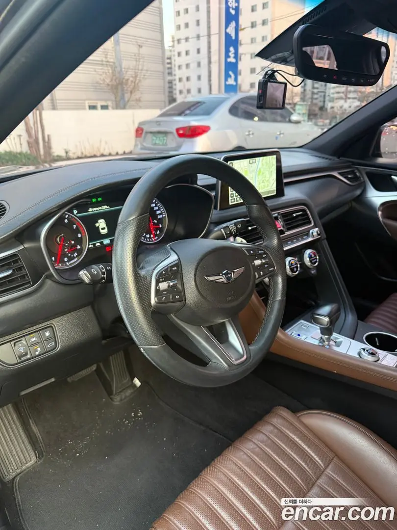 Main__Slider__Photo:G70 Genesis 2017.9-1