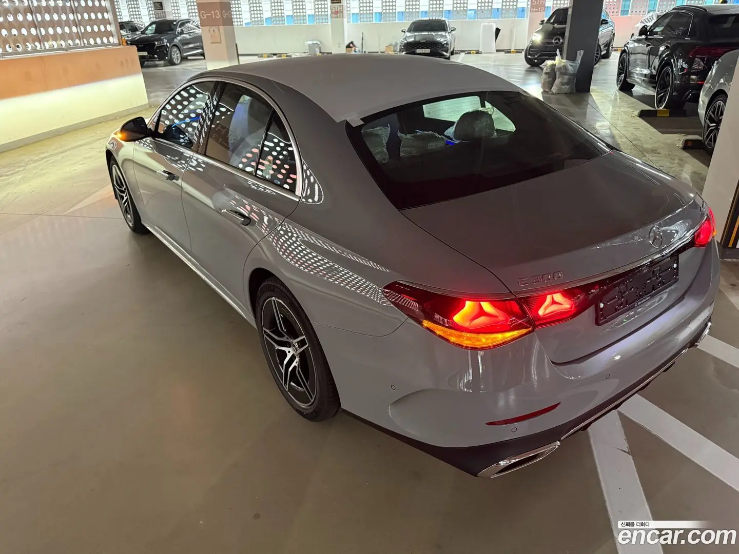 Main__Slider__Photo:E-Class Mercedes-Benz 2026.7-1