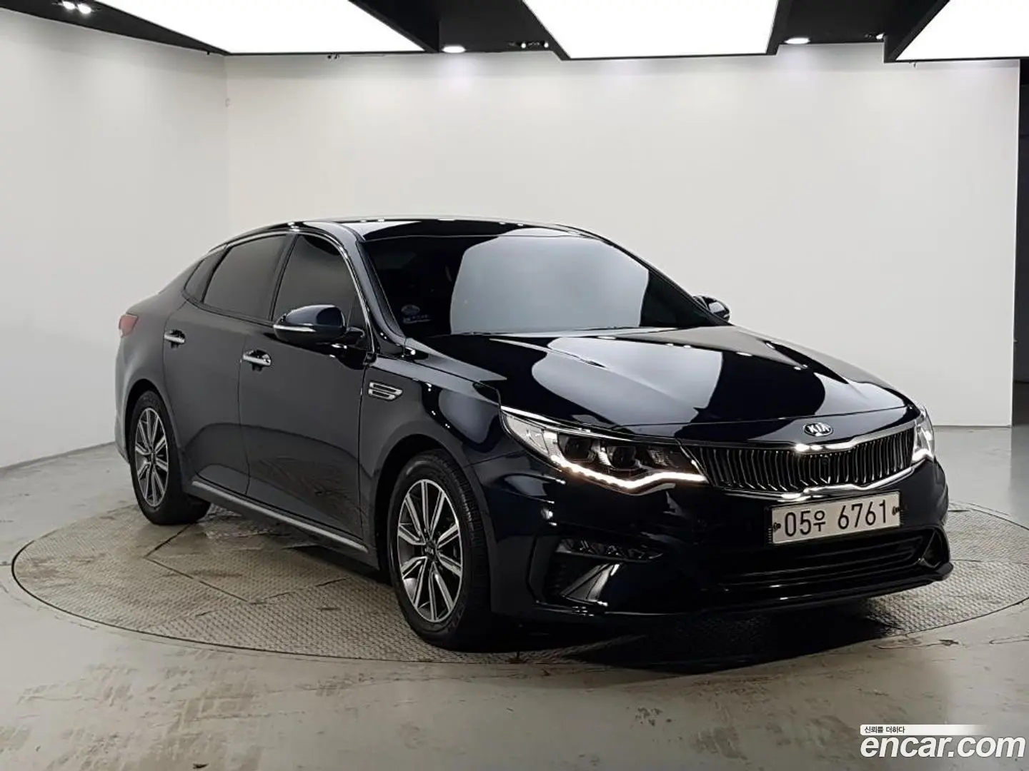 Main__Slider__Photo:K5 Kia 2018.9-1