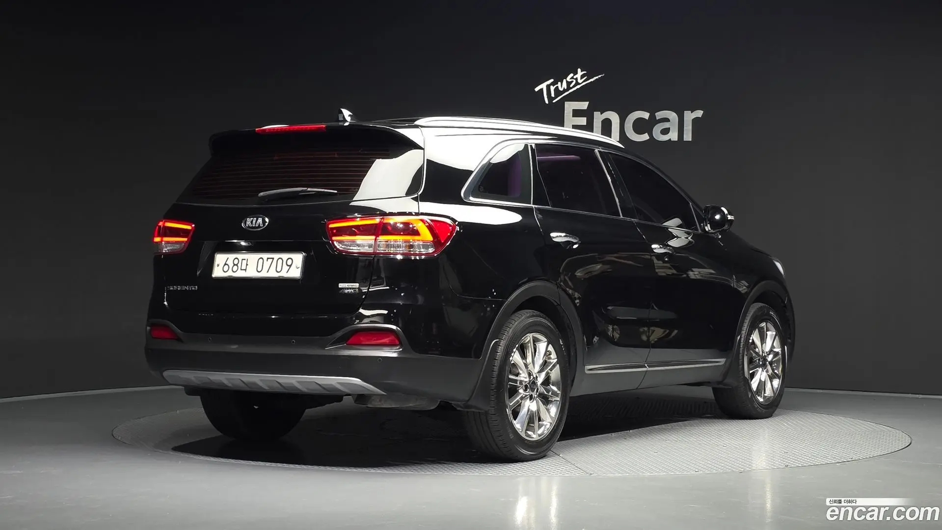 Main__Slider__Photo:Sorento Kia 2016.5-1