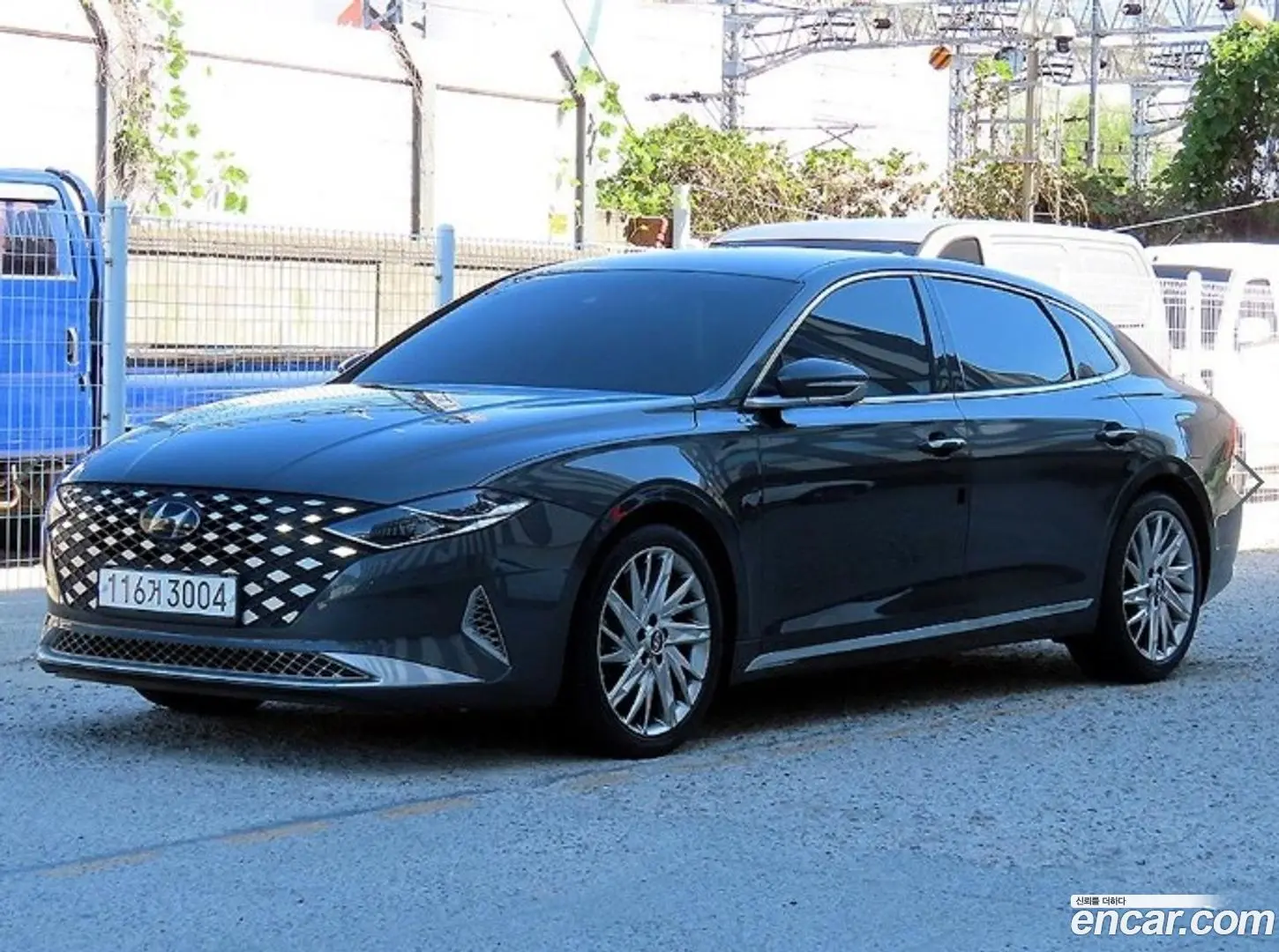 Main__Slider__Photo:Grandeur Hyundai 2021.5-1