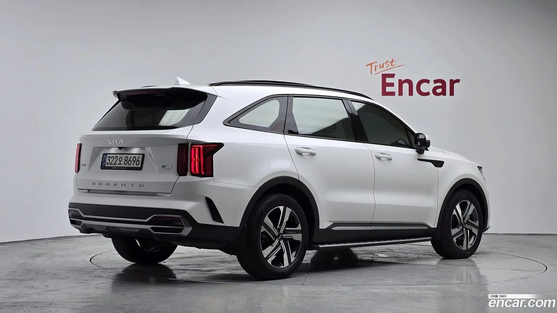 Main__Slider__Photo:Sorento Kia 2022.6-1
