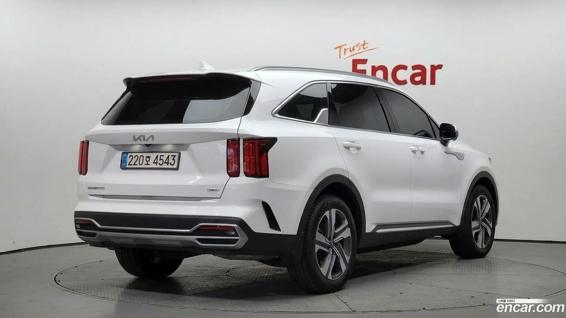 Main__Slider__Photo:Sorento Kia 2023.0-1