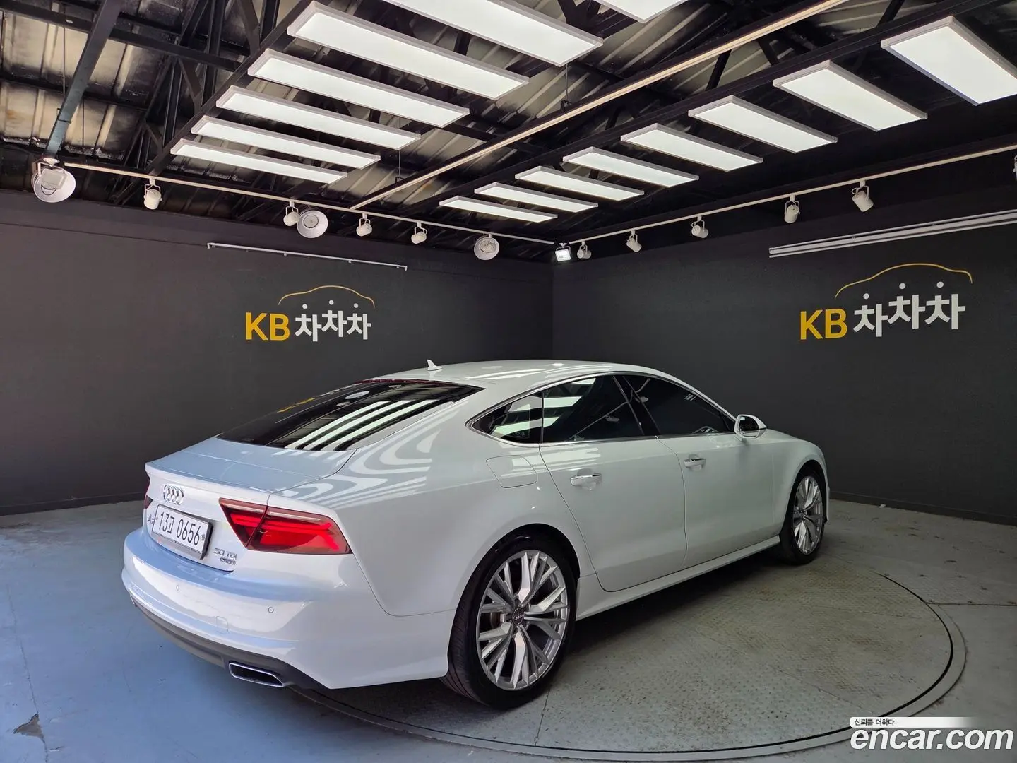 Main__Slider__Photo:A7 Audi 2016.1-1