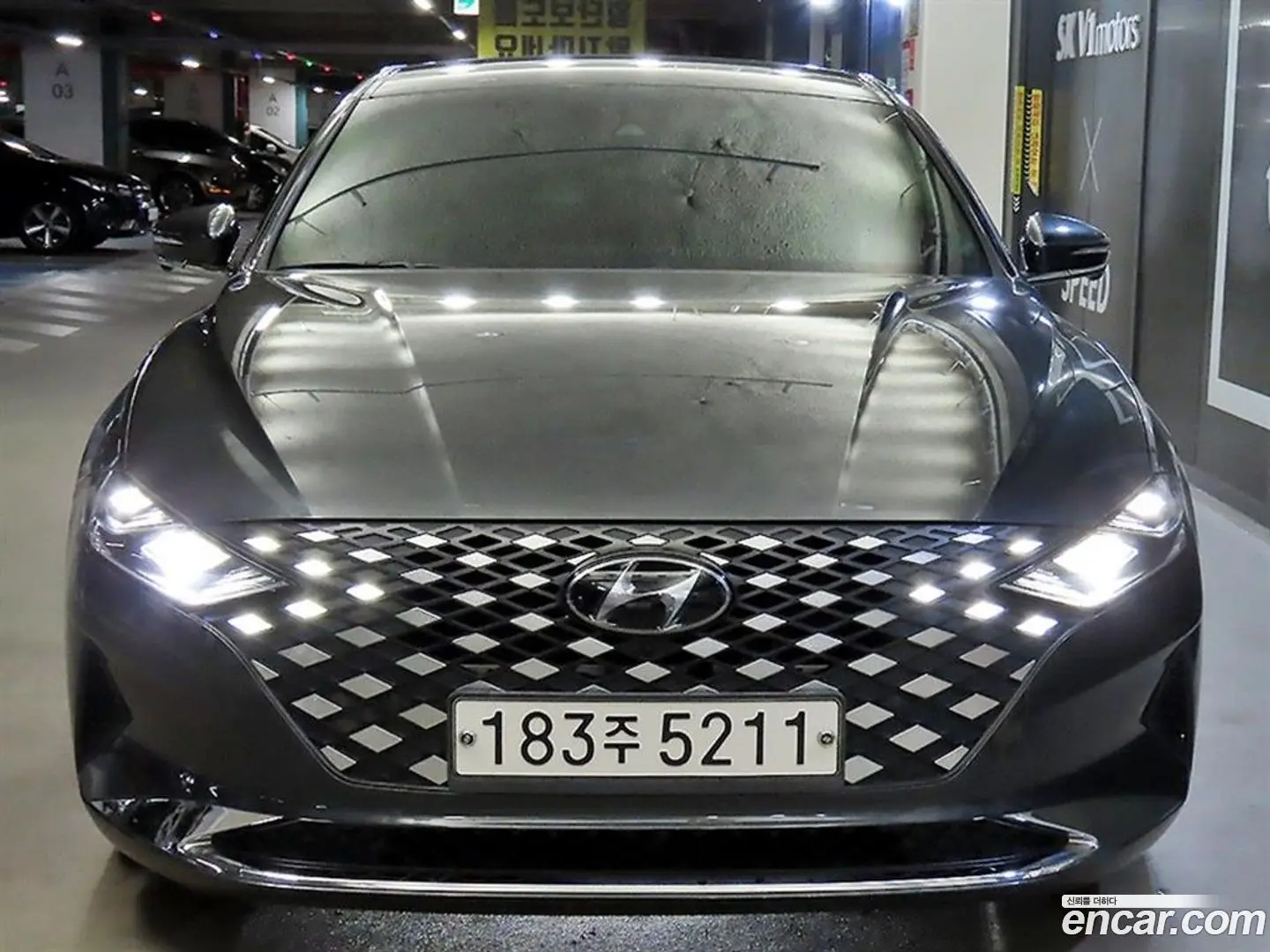 Main__Slider__Photo:Grandeur Hyundai 2020.10-1